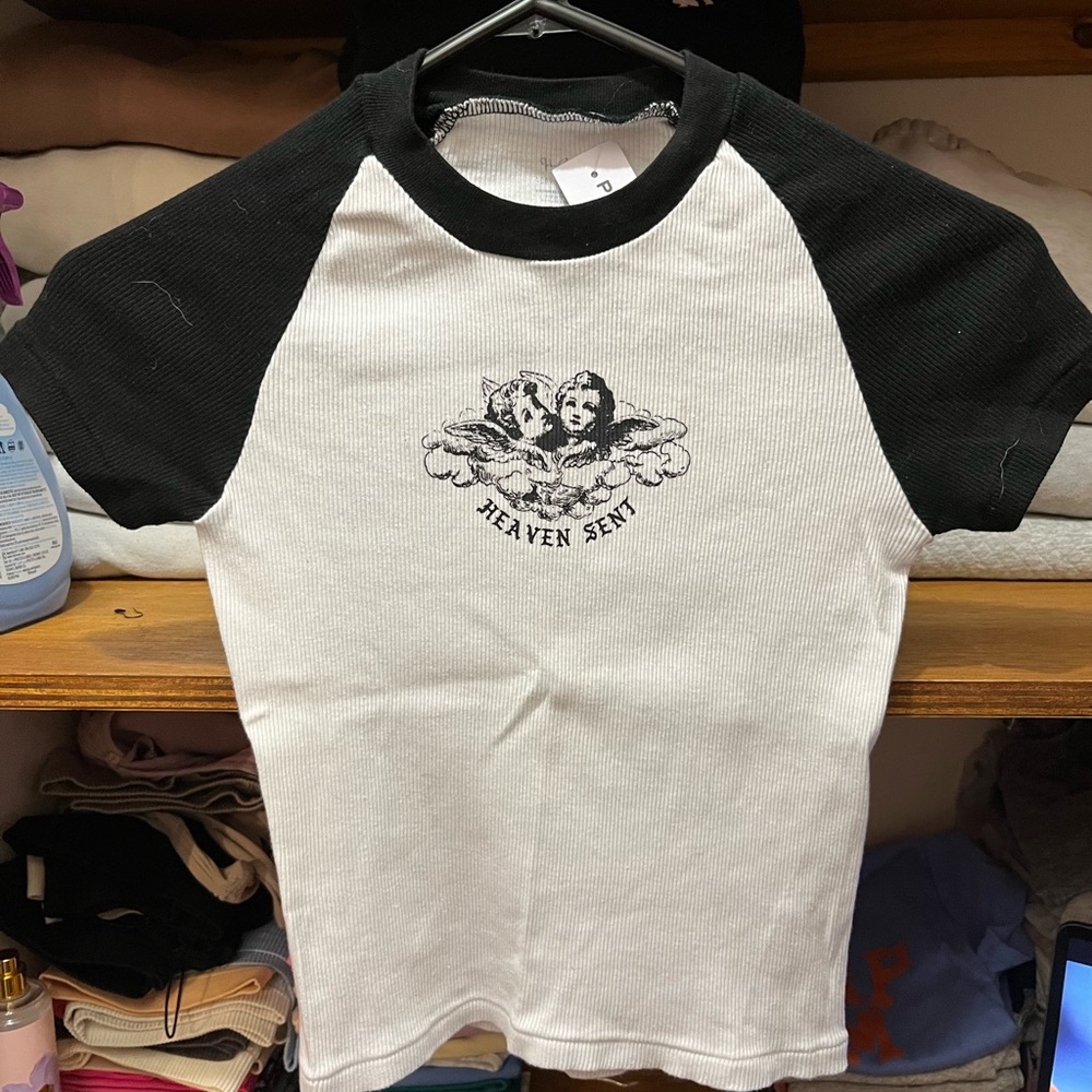 Baseball tee